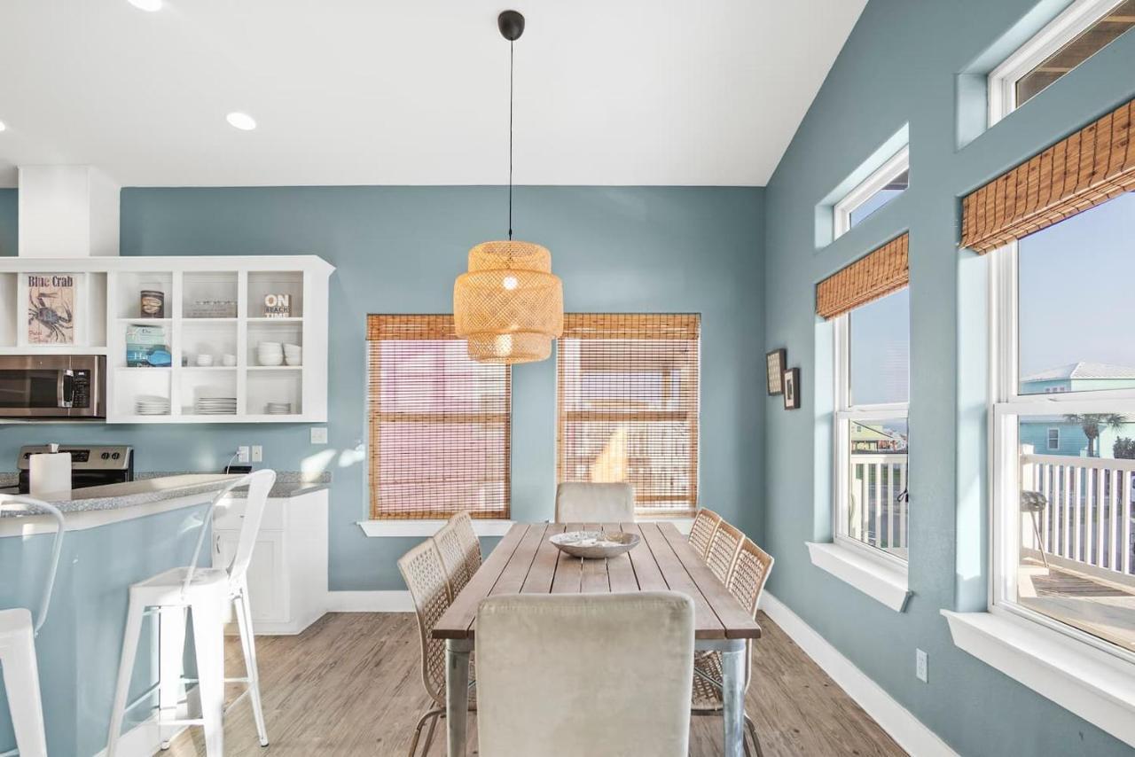 New 5 Bdrm W/Pool, Observation Deck Walk To Beach! Port Aransas Exterior photo