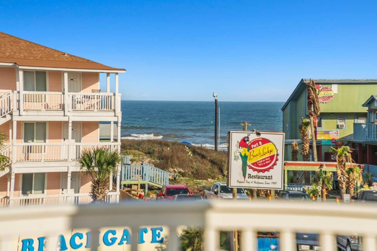New 5 Bdrm W/Pool, Observation Deck Walk To Beach! Port Aransas Exterior photo